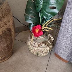 Artificial Leaves With Vase