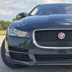 2017 Jaguar XE Supercharged