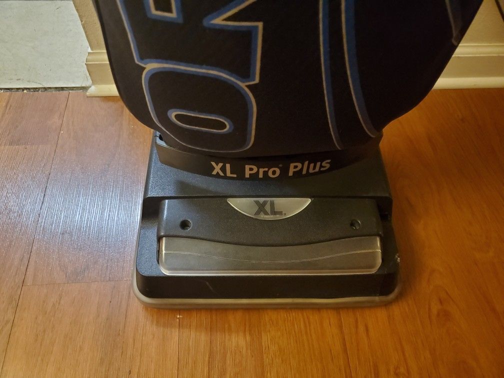Oreck XL Pro Plus commercial grade vacuum cleaner for Sale in Elk Grove Village, IL OfferUp