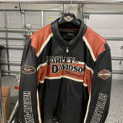Men’s Harley Davidson Motor clothes 