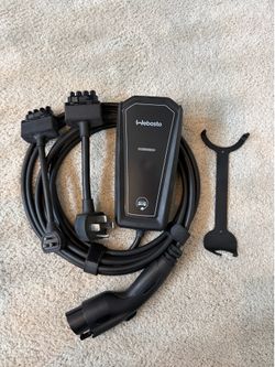 Mercedes EV charger with mounting bracket