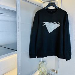 Prada Men’s Hoodie 2026 New 