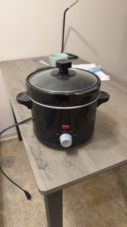 Slow cooker