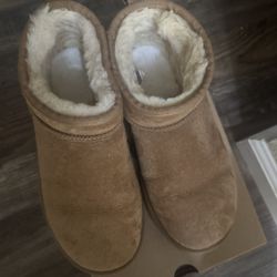 UGG Classic Mini Ultra Boot 