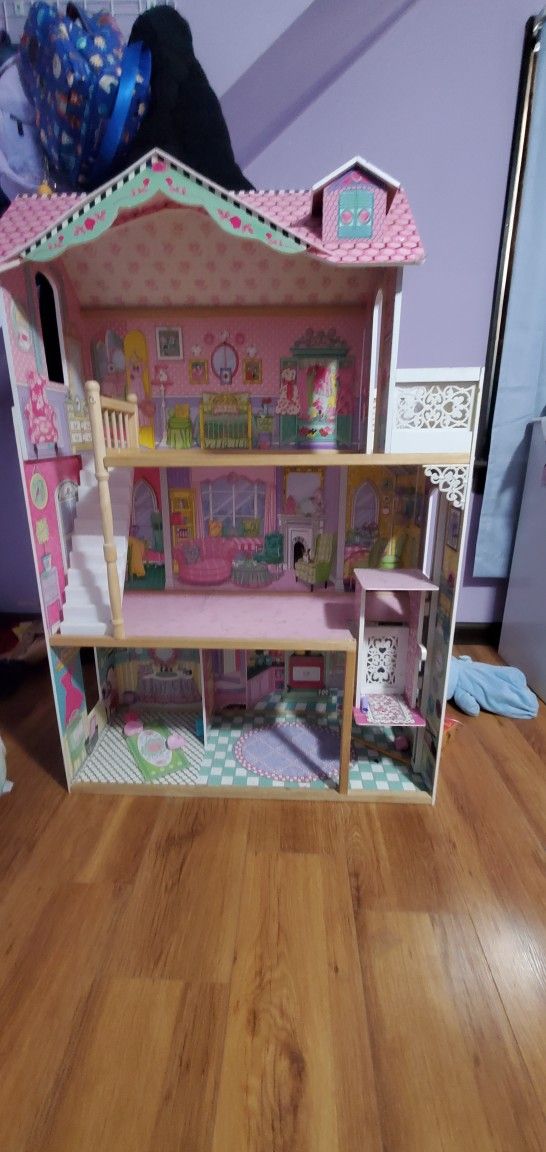 Barbie House