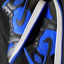 Air Jordan 1 size 11 I’m used two times only I paid $145 new