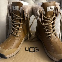 UGG Women's Zaylee Leopard Boots. Chestnut New With Box