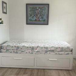 Daybed Trundle Makes Into Double Bed