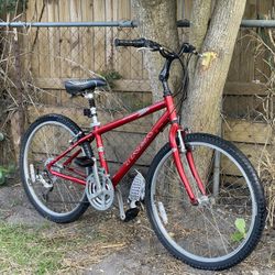 26 TREK NAVIGATOR 200 3-7 SPEED  READY TO RIDE  - TUNE UP DONE ✅