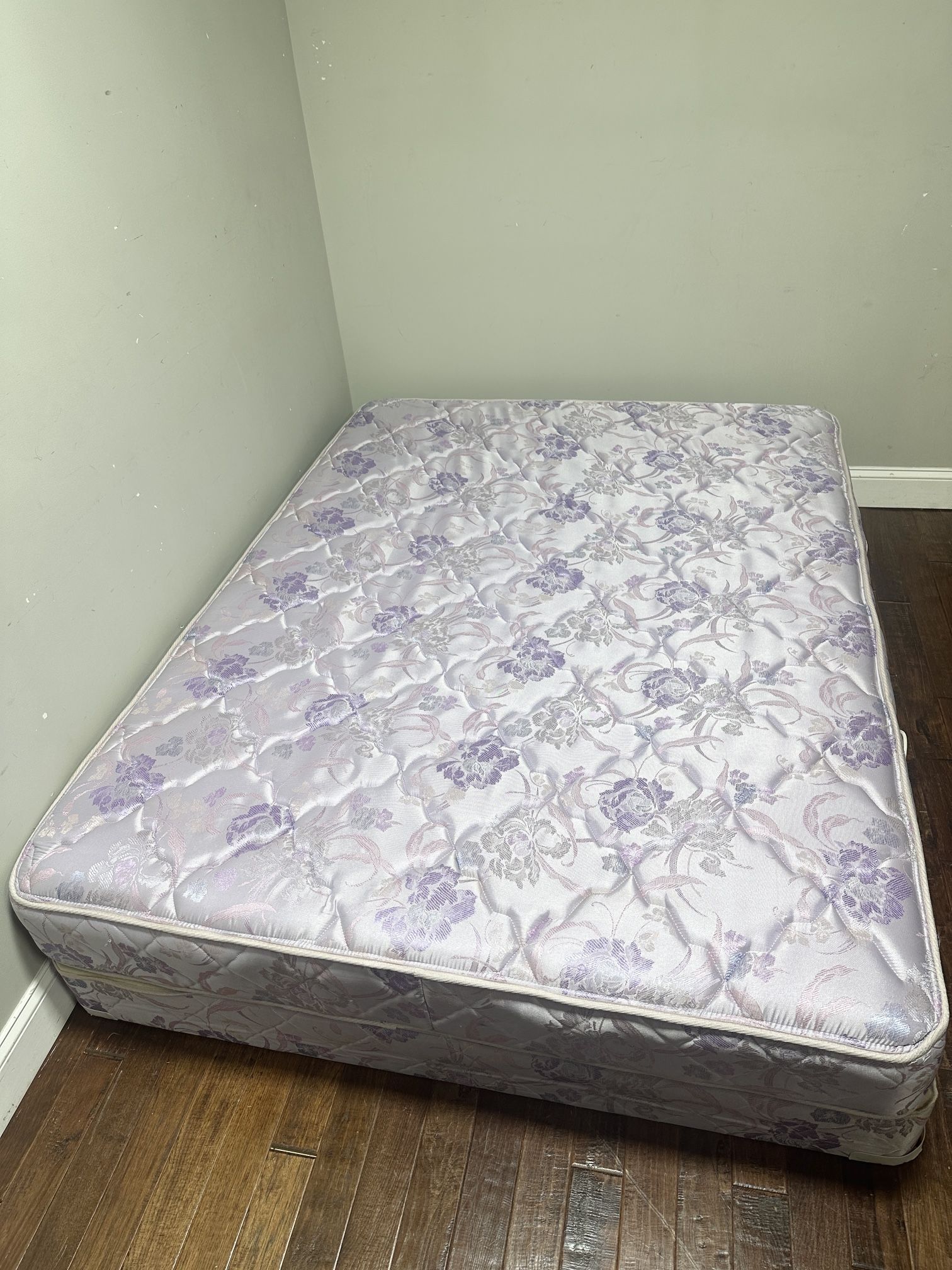 Mattress With Box Spring