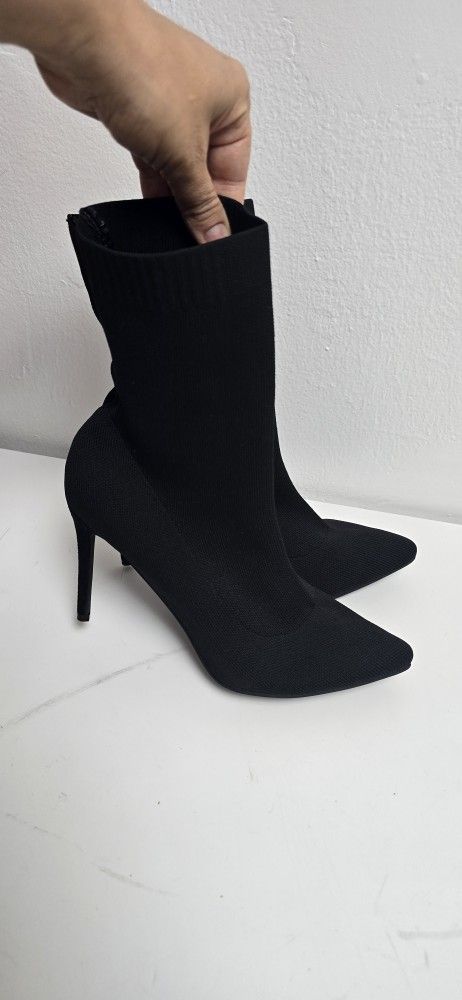 Cucoco Black Sock Heeled Boots Size 10 – Women’s Stretch Booties