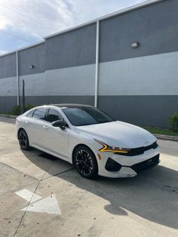 2022 Kia K5 GT Line