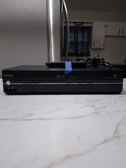 TOSHIBA DVD/ VCR