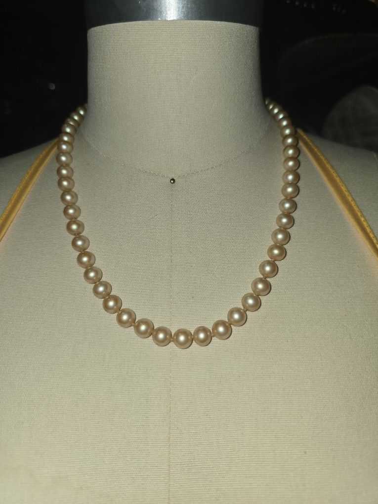 20 Inch Sea Pearl Necklace