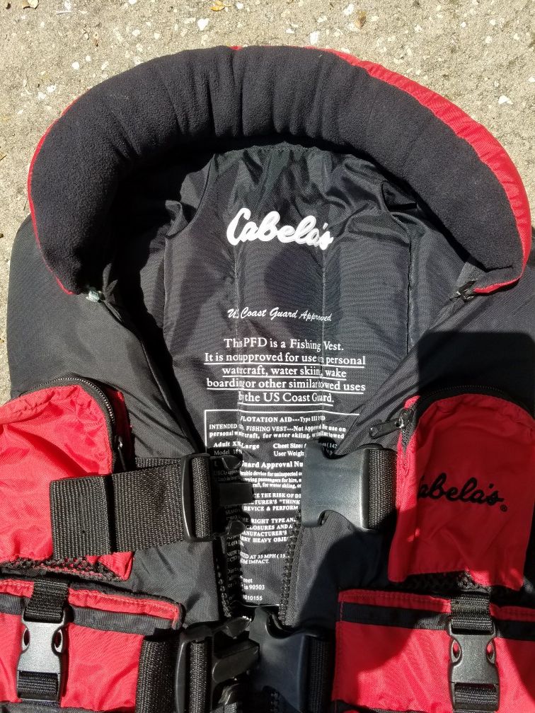 Cabelas PFD Fishing Vest