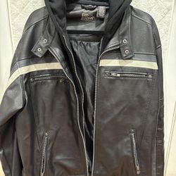 Men’s Size XL Vintage  Black Distortion Custom Rags Leather Motorcycle Jacket In Great Condition 