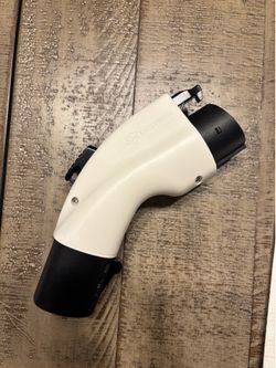 Tesla to J1772 Charging Adapter