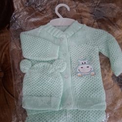 7 Crochet/knitted infant Outfits - NEW $15