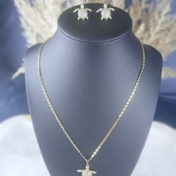 18k Gold Plated Turtle Pendant Necklace And Stud Earrings Set 