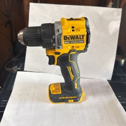 Dewalt Drill 20 Volts 1/2 13mm