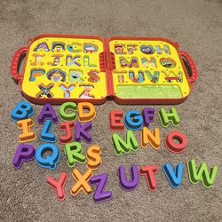 Elmo’s On The Go Letters 