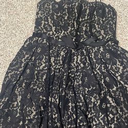 Formal Lace Dress. Size 8
