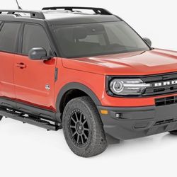 Rough Country Black Oval Nerf Steps 4.5 Inch For Ford Bronco Sport 2021-2026 New