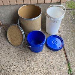 Containers Buckets