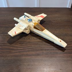 This i 1978 Vintage Kenner Star Wars X-Wing Fighter 