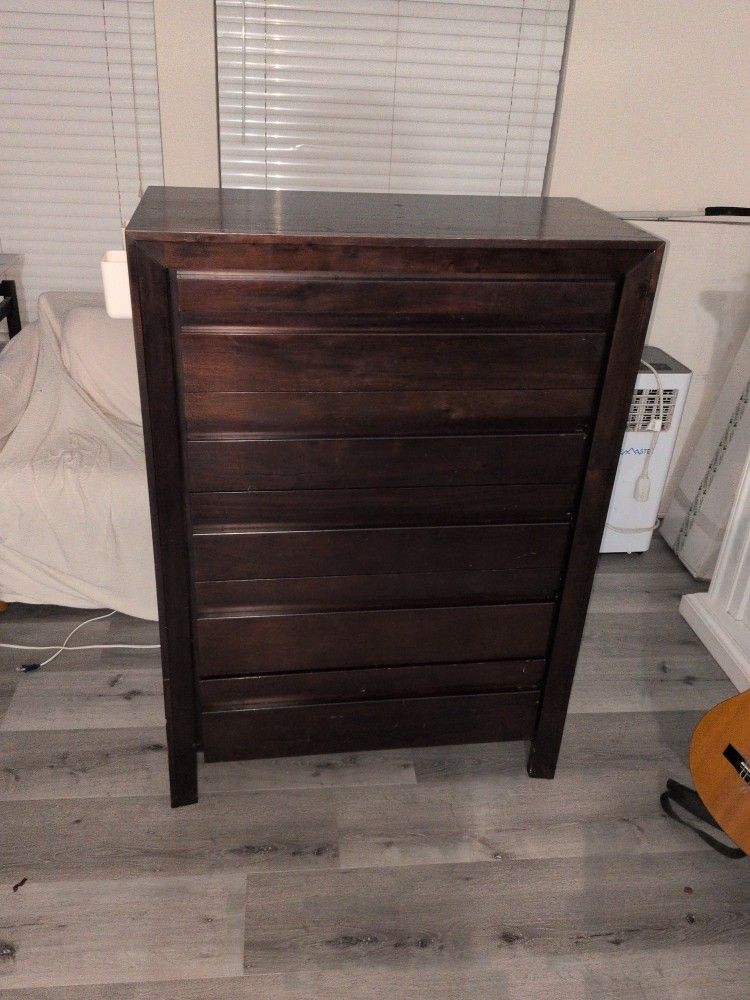 5 Drawer Dresser