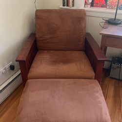 Brown Arm Chair With Ottoman
