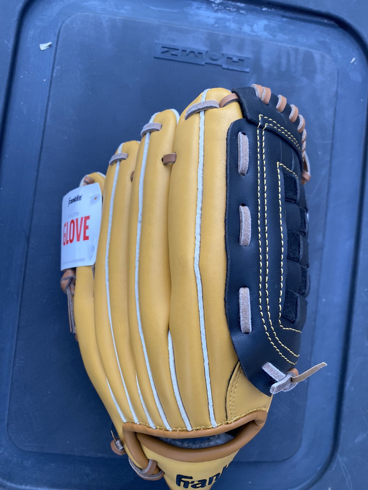 Baseball/Softball Glove