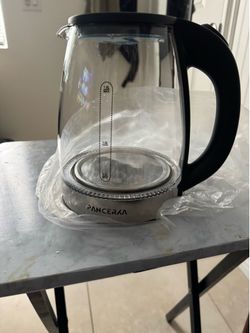 Electric kettle brand new still in box $25 OBO