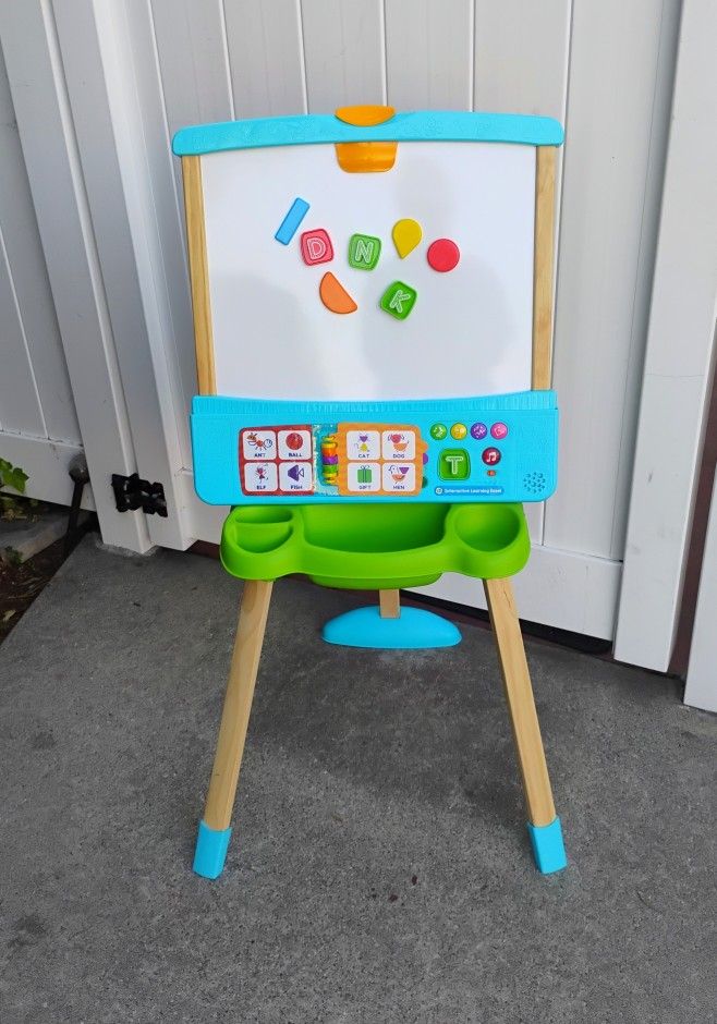 Easil Talks Magnetized Letters White Board Chalkboard Excellent Condition