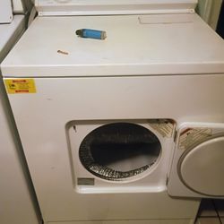 White  Whirlpool Washer/Dryer Set