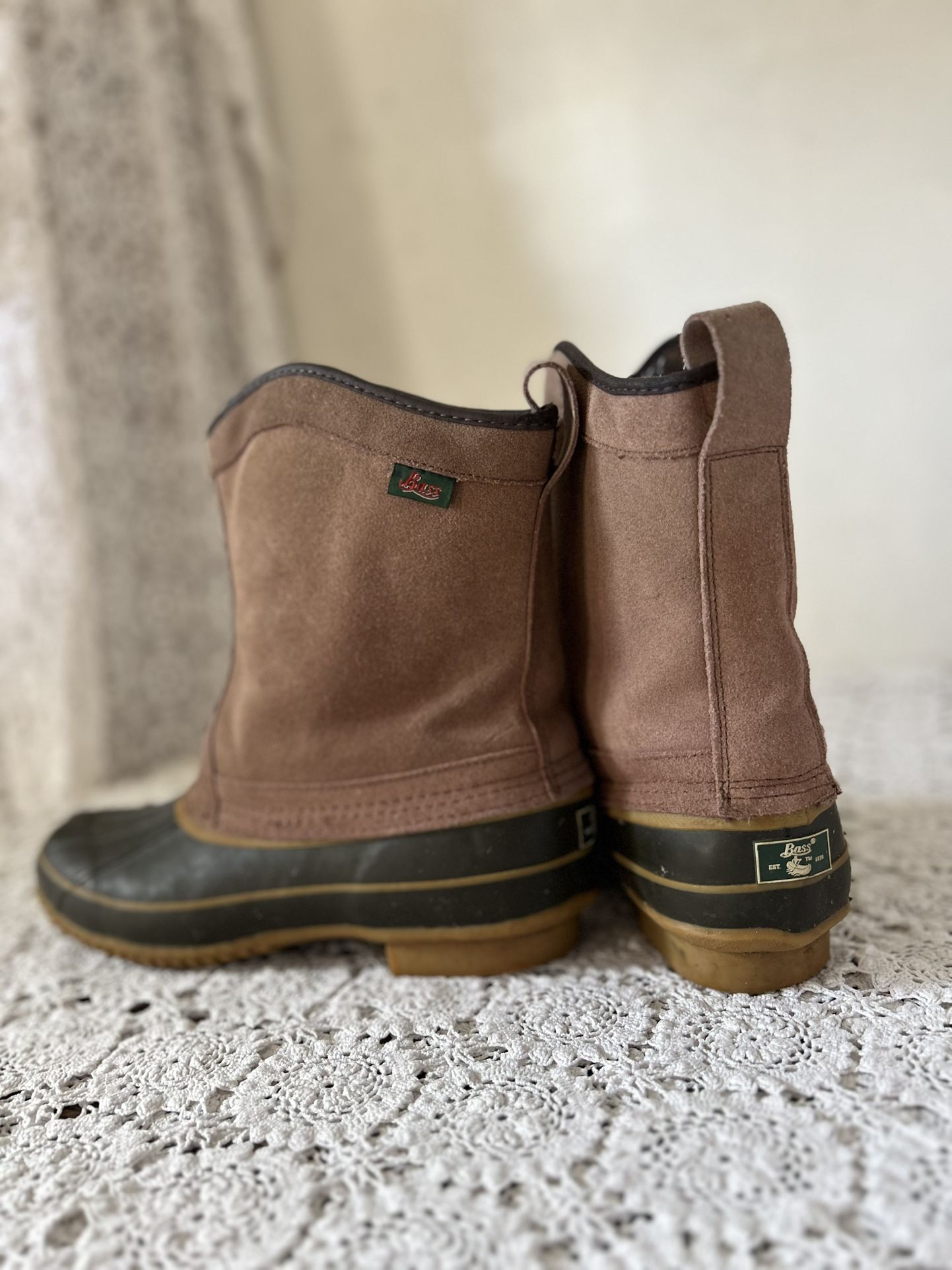 Bass Duck Boots Size M9
