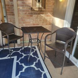 PATIO SET