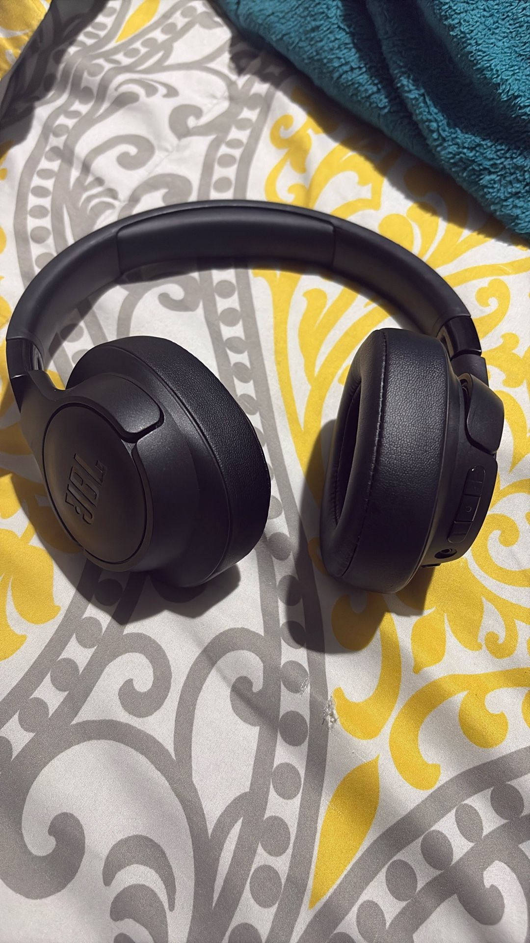 Jbl Headphones, Black, adjustable for Head