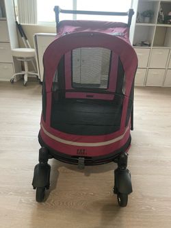 PET GEAR No-Zip TOP OF LINE DOG/CAT STROLLER $195 !  Sells for $269-$349 on Chewy, PetSmart, etc.  PLUS HUGE LOT OF OTHER SUPPLIES AND SMALL DOGGY GEA