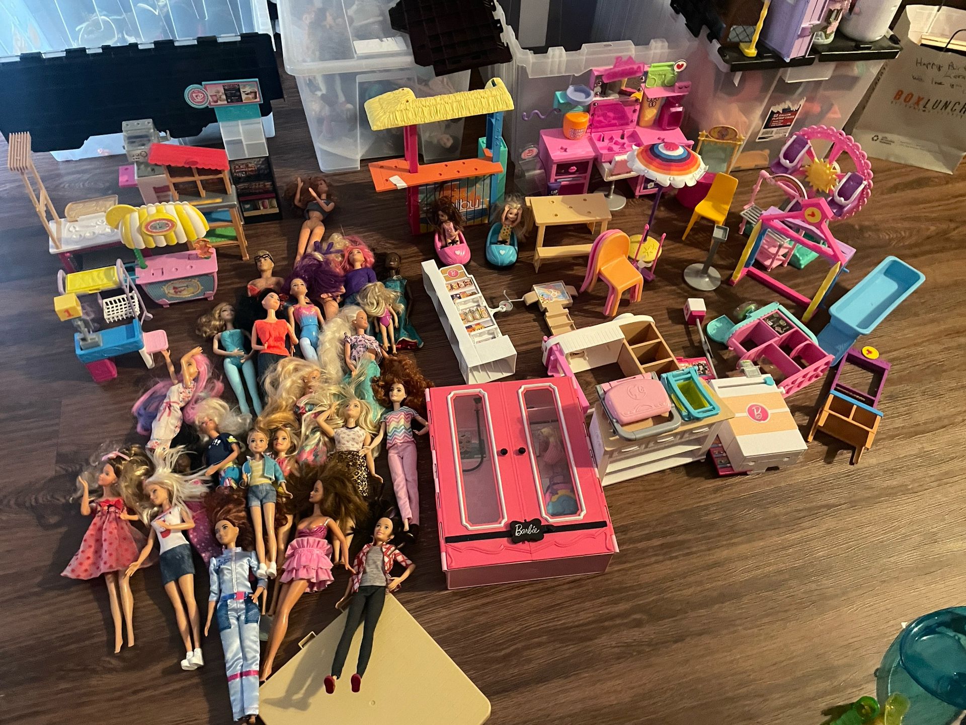 Barbie Doll Lot With Playsets