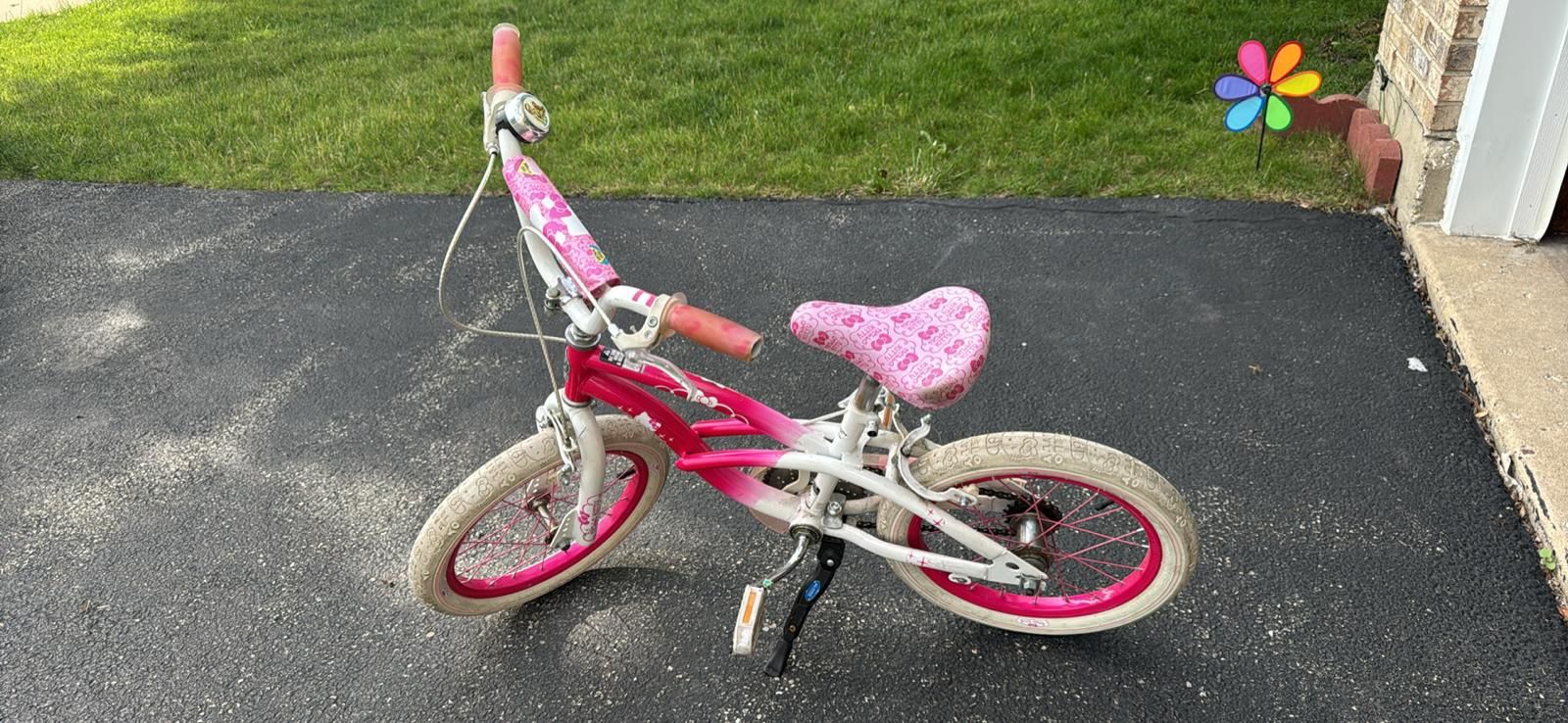 Girls Bike 16inch Sale With Bell. In Great Condition
