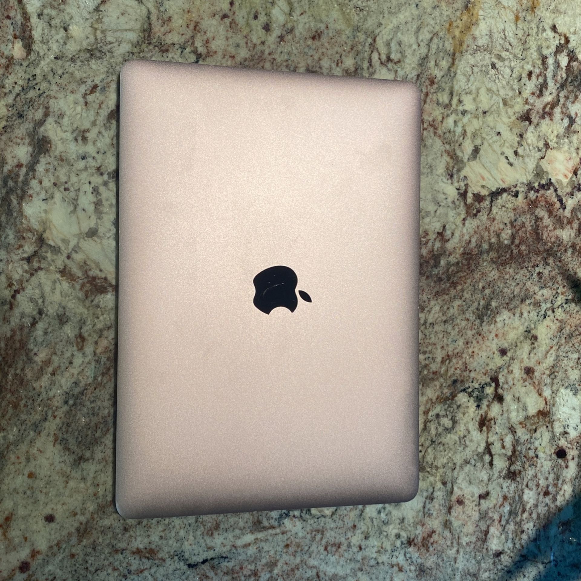 Rose Gold MacBook Air 2016