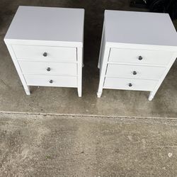 Two Brand New Night Stands 