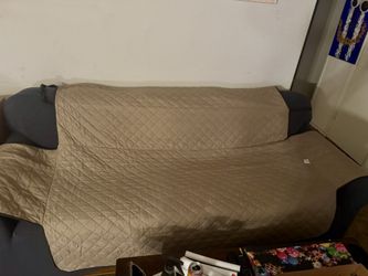 Reversible Pet Hair Couch Cover 