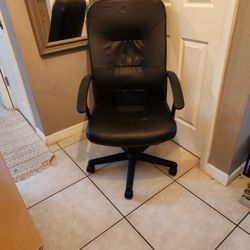 Ikea Black Faux Leather Desk/Office Chair