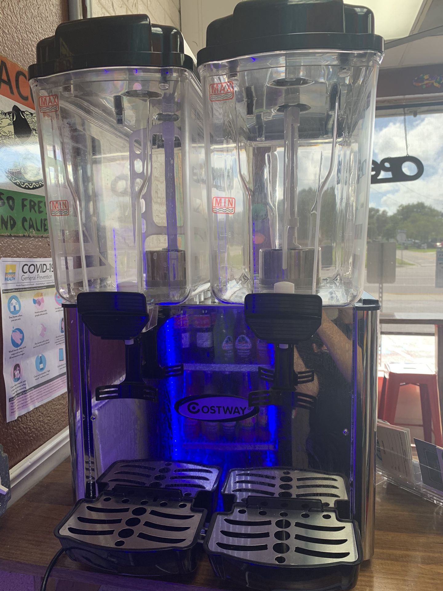 Refrigerated beverage dispenser
