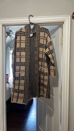 Fall light weight knee length Cardigan