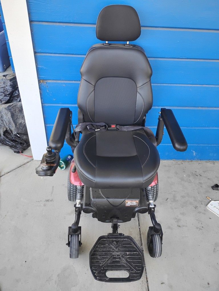 Electric Wheelchair