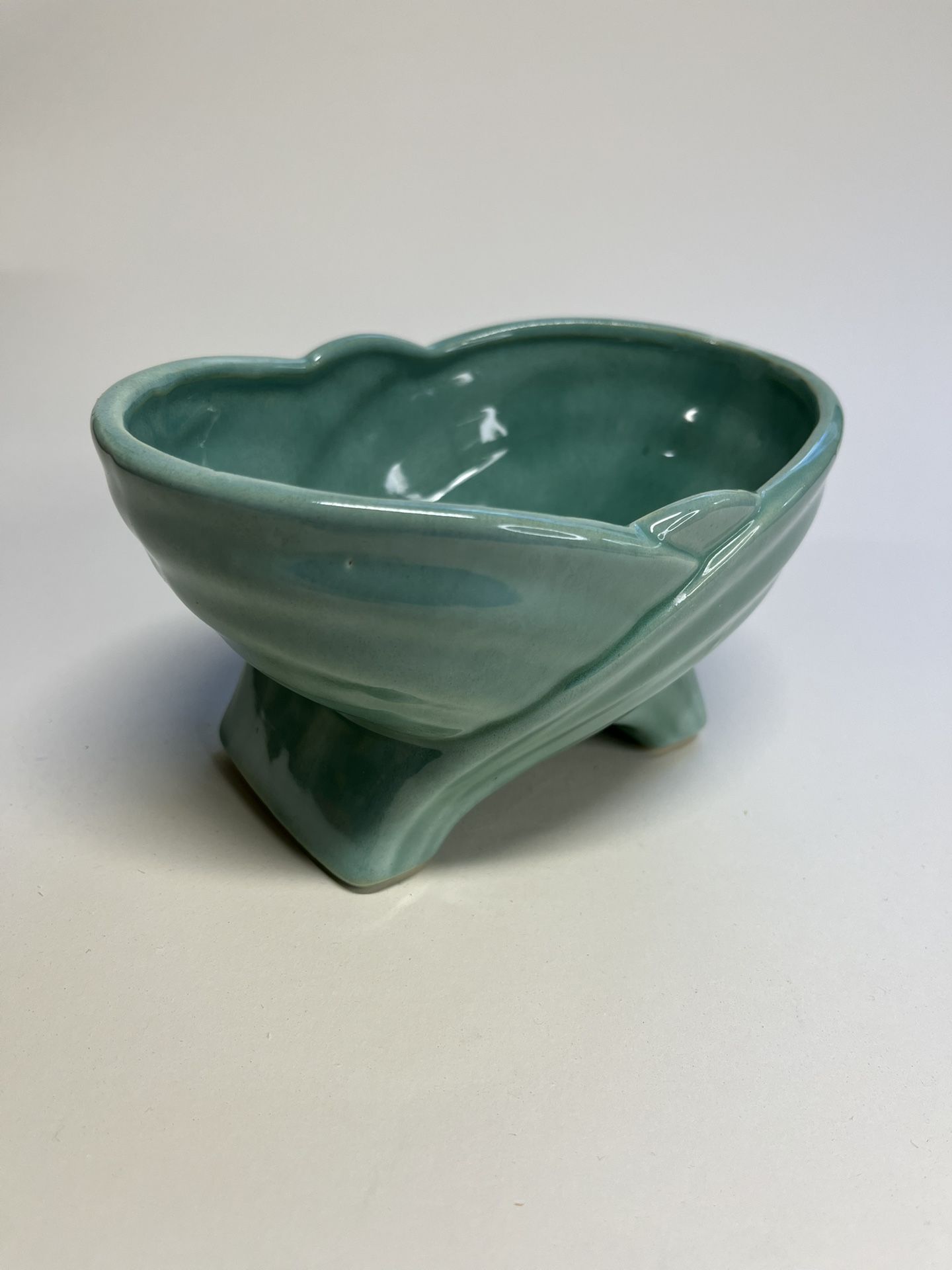 Vintage Fredericksburg Art Pottery Planter Vase