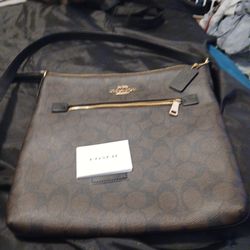 Womens Authentic Coach Leather Handbag Purse Like New